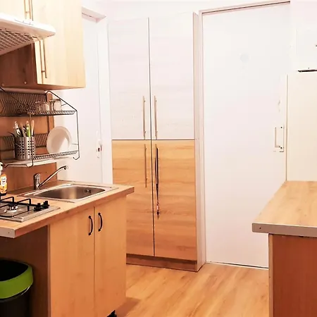 - Srodmiescie Hostel