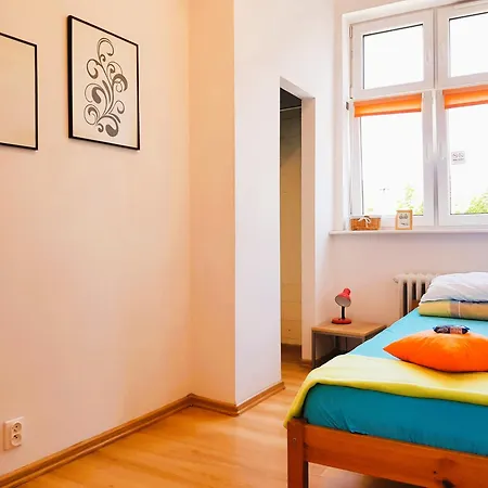 - Srodmiescie Hostel