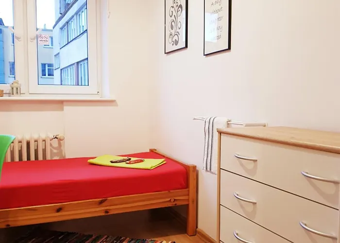 - Srodmiescie Hostel