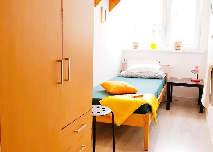 - Srodmiescie Auberge de jeunesse Gdynia