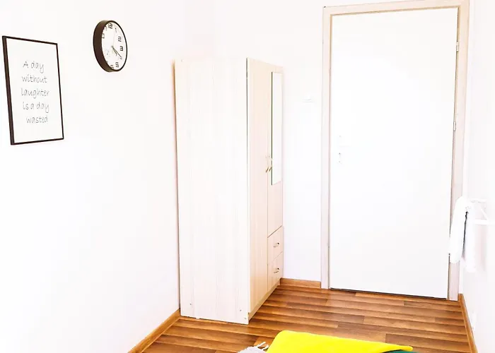 Hostel - Srodmiescie